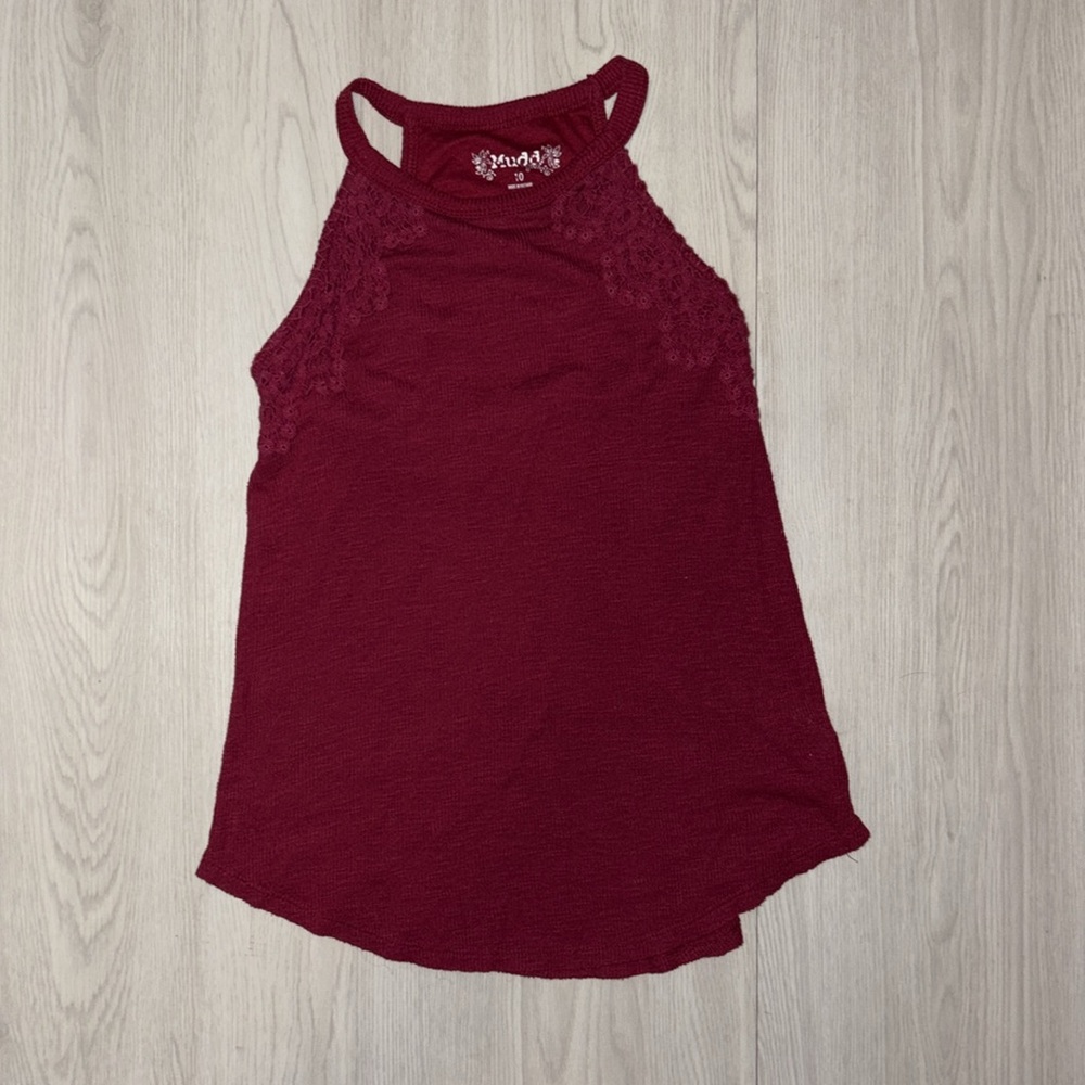 🛍 MUDD Red size 10 tank top